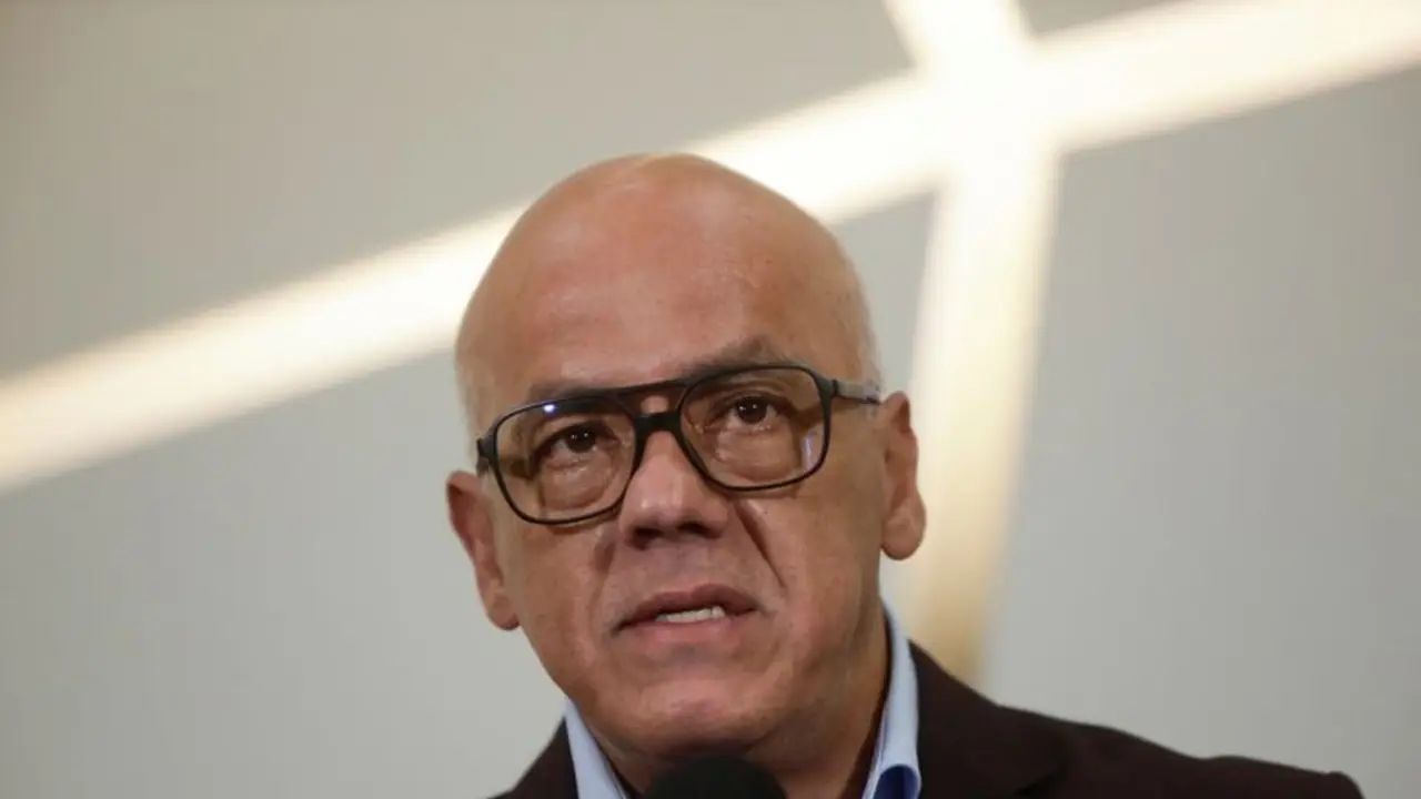 Parlamento venezolano suspende sesión en la que crearía grupo investigativo de ataques de EEUU a embarcaciones