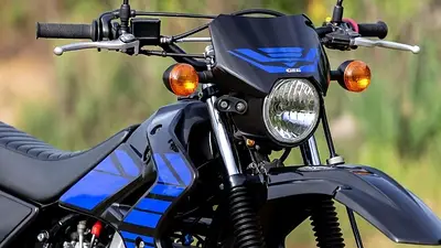 Yamaha DT 125 modelo 2025 hecho con Inteligencia Artificial Yamaha DT 125 modelo 2025 hecho con Inteligencia Artificial