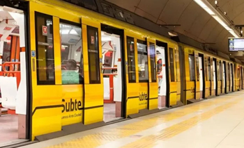 Trabajadores de la Línea B liberan molinetes por la presencia de asbesto  | Subte