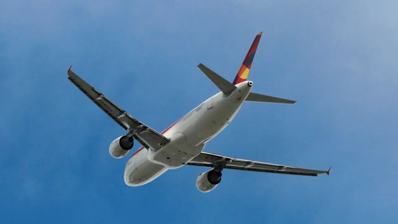 Avión