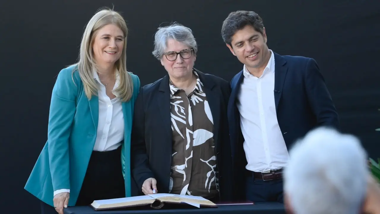 Kicillof le tomó juramento a Flavia Terigi, la nueva directora general de Cultura y Educación