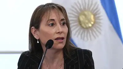 Ordenan custodia policial para garantizar la seguridad de la senadora López Ordenan custodia policial para garantizar la seguridad de la senadora López