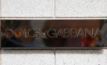 Trece marcas de moda italianas deben entregar informes por caso de explotación laboral | Italia