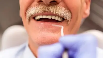 Jubilado en el dentista Jubilado en el dentista