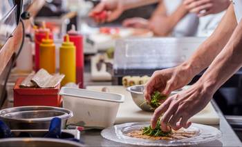 La Rioja capacitó a gastronómicos para garantizar prácticas seguras | Educación