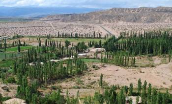 Parece un desierto en el medio de la montaña y tiene solo 400 habitantes | Turismo