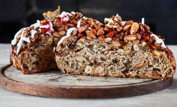 Cuánto sale el pan dulce de Plaza Mayor, el más famoso de Buenos Aires | Navidad