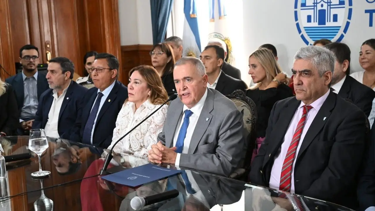 Jaldo alinea su tropa en el Senado para debatir los proyectos que Milei definió en extraordinarias