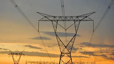 Insfrán inauguró una línea eléctrica clave: la inversión energética que beneficia a comunidades del interior Insfrán inauguró una línea eléctrica clave: la inversión energética que beneficia a comunidades del interior