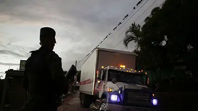 Pueblo hondureño vota en elecciones postergadas que podrían decidir carrera presidencial Pueblo hondureño vota en elecciones postergadas que podrían decidir carrera presidencial