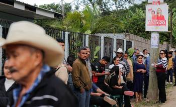 Reanuda escrutinio de elecciones presidenciales Honduras tras varios días detenido | Honduras