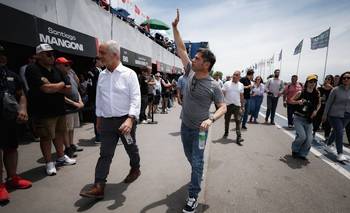 Kicillof estuvo presente en la celebración por el cierre del Turismo Carretera | Pba