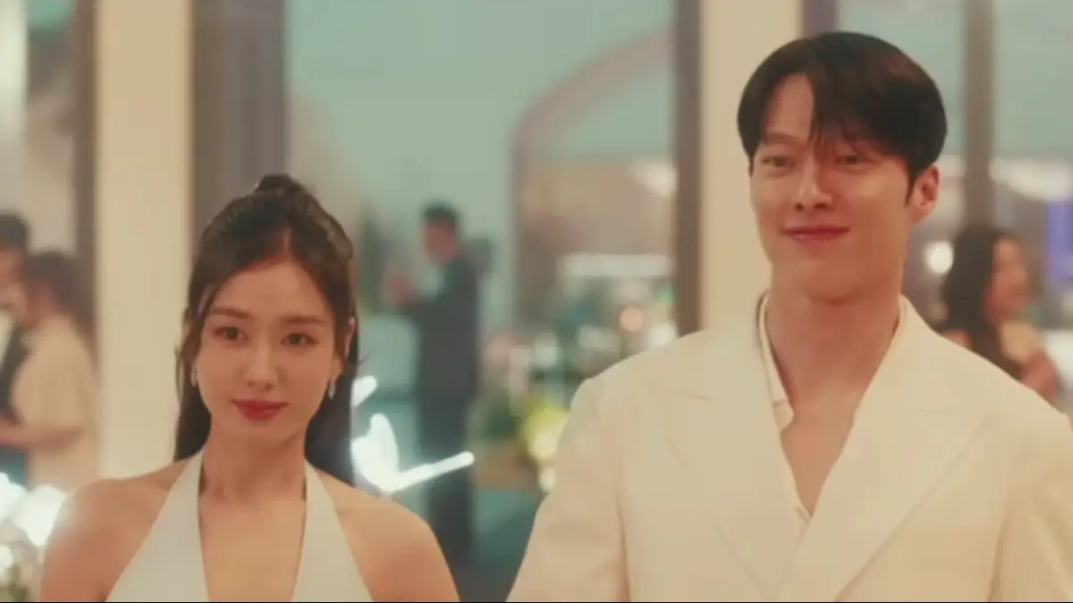 Beso Dinamita domina el top10 de Netflix y se consolida como el K-drama romántico del 2025 2 La serie que arrasa en Netflix: lidera el ranking global de lo más visto y sólo 14 episodios | El Destape