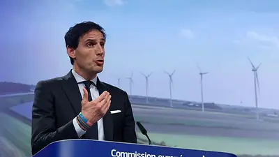 La UE acuerda reducir las emisiones un 90% para 2040 respecto a los niveles de 1990 La UE acuerda reducir las emisiones un 90% para 2040 respecto a los niveles de 1990