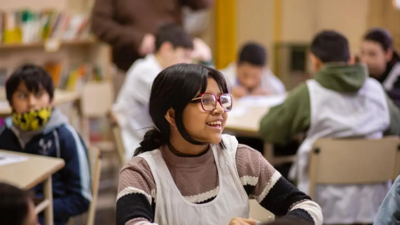 Mejoras en Lengua y Matemática en la Ciudad, con avances desiguales en secundaria