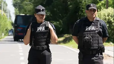 Secuestran autos y motos de lujo en una finca atribuida a dirigentes de la AFA Secuestran autos y motos de lujo en una finca atribuida a dirigentes de la AFA