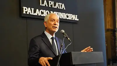 Julio Alak invertirá más de $10.500 millones en patrullas, cámaras, drones y tecnología de prevención Julio Alak invertirá más de $10.500 millones en patrullas, cámaras, drones y tecnología de prevención