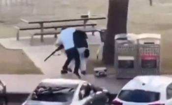 El increíble video que muestra cómo un hombre común desarmó a un atacante en Australia | Atentado