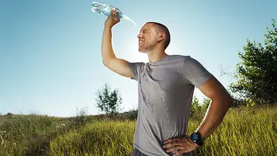 Cómo entrenar en verano sin sofocarse. Consejos para entrenar en verano. Hacer ejercicio con calor. Hace bien ejercitarse los días de calor. Cómo entrenar en verano sin sofocarse. Consejos para entrenar en verano. Hacer ejercicio con calor. Hace bien ejercitarse los días de calor.