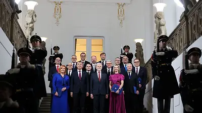 El presidente checo nombra al Gobierno del primer ministro Babis El presidente checo nombra al Gobierno del primer ministro Babis