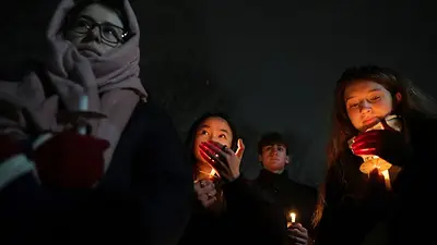 Reanudan la búsqueda de autor del tiroteo en la Universidad de Brown Reanudan la búsqueda de autor del tiroteo en la Universidad de Brown