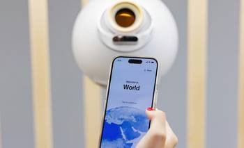 CEO de OpenAI lanzó World App: chat encriptado y pagos globales | Aplicaciones