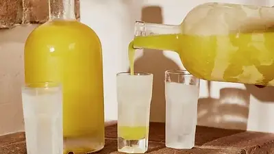 limoncello. limoncello.