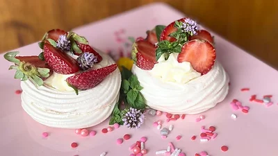 Qué es la pavlova, cómo se hace y qué recetas hay Qué es la pavlova, cómo se hace y qué recetas hay