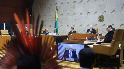 Supremo Tribunal Federal de Brasil reafirma derecho de indígenas a la tierra, desafiando al Congreso Supremo Tribunal Federal de Brasil reafirma derecho de indígenas a la tierra, desafiando al Congreso