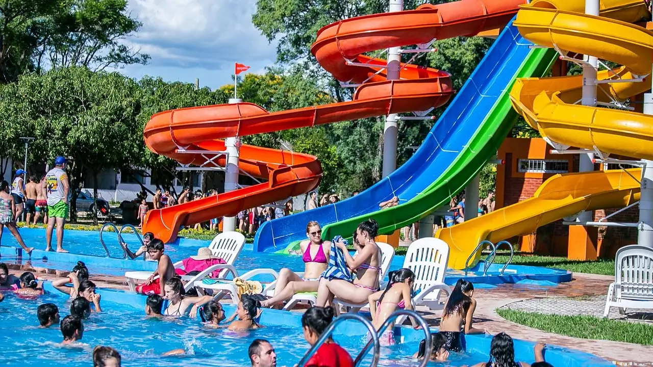 Con propuestas para toda la familia, el Parque Acuático 17 de Octubre vuelve a abrir sus puertas en Formosa