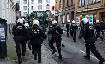 Fuertes protestas de agricultores en Bruselas contra el acuerdo Mercosur-UE | Acuerdo mercosur - ue