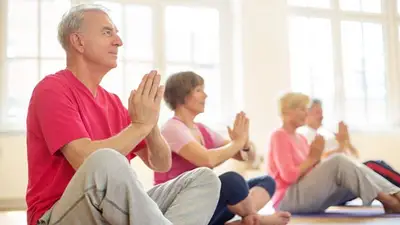 Por qué las generaciones nacidas entre el 50 y el 70 tienden a estar "menos estresadas" que las generaciones más jóvenes. Por qué las generaciones nacidas entre el 50 y el 70 tienden a estar "menos estresadas" que las generaciones más jóvenes.