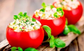 Receta de tomates rellenos con arroz y atún: cómo hacerlos | Recetas de cocina