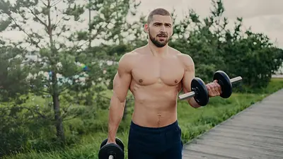 Hombre musculoso. Hombre musculoso.