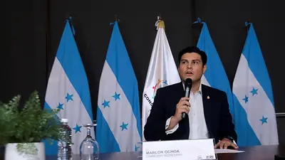 EEUU deniega visados a funcionarios electorales hondureños en medio de caos del recuento de votos EEUU deniega visados a funcionarios electorales hondureños en medio de caos del recuento de votos