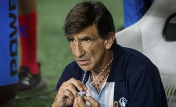 Alarma en Racing: el jugador que pidió Costas lo buscan desde Brasil | Racing club