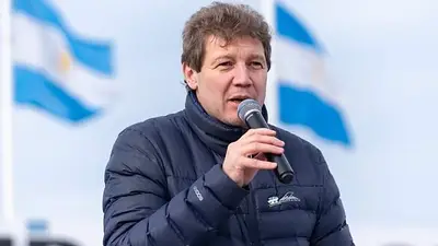 Melella pidió un adelanto millonario a empresas privadas para pagar aguinaldos Melella pidió un adelanto millonario a empresas privadas para pagar aguinaldos