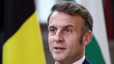Francia construirá un nuevo portaaviones, dice Macron a tropas basadas en el Golfo Francia construirá un nuevo portaaviones, dice Macron a tropas basadas en el Golfo
