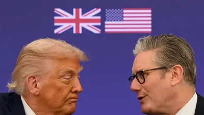 Primer ministro británico Starmer habla con Trump sobre esfuerzos de paz en Ucrania Primer ministro británico Starmer habla con Trump sobre esfuerzos de paz en Ucrania