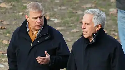 El ex príncipe Andrés y Jeffrey Epstein El ex príncipe Andrés y Jeffrey Epstein