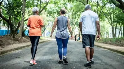 No es solo caminar: después de los 40, el ejercicio que recomiendan científicos japoneses para fortalecer músculos No es solo caminar: después de los 40, el ejercicio que recomiendan científicos japoneses para fortalecer músculos