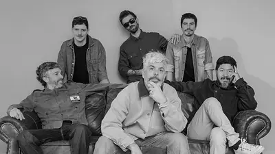 Rondamon vuelve a brillar con “Flores de invierno”, un reggae que abraza y renueva Rondamon vuelve a brillar con “Flores de invierno”, un reggae que abraza y renueva