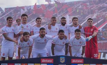 Nació en Puerto Rico, jugó contra Argentina y es el primer refuerzo de Barracas Central | Fútbol argentino