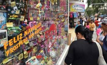 Papá Noel no escapa a la crisis de Milei y la venta de juguetes cayó casi un 7% |  navidad