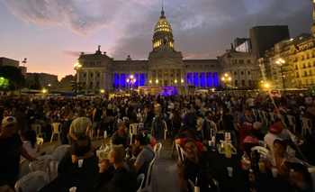 Por la crisis social de Milei, se multiplicaron las cenas solidarias de Navidad | Nochebuena