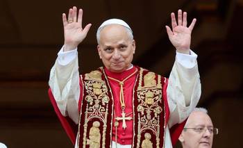 El Papa celebró su primera misa de Navidad y condenó las guerras  | Papa león xiv