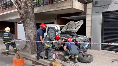 Vuelcos y choques en Navidad: se registraron al menos 16 accidentes y varios heridos Vuelcos y choques en Navidad: se registraron al menos 16 accidentes y varios heridos