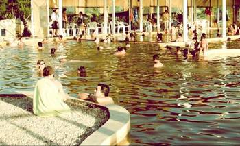 Queda a solo 90 minutos de CABA: la escapada a las termas con spa | Escapadas