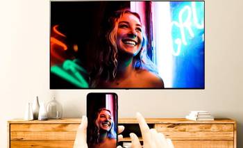 Cómo proyectar la pantalla de tu celular en la TV de forma segura | Celulares