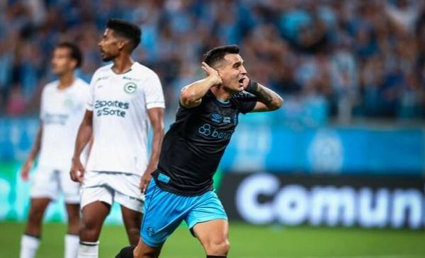 Racing no pudo cerrar el refuerzo que pidió Costas y va por un ex-Boca que brilla en Brasil